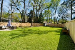 115 Camelot Drive photo 4
