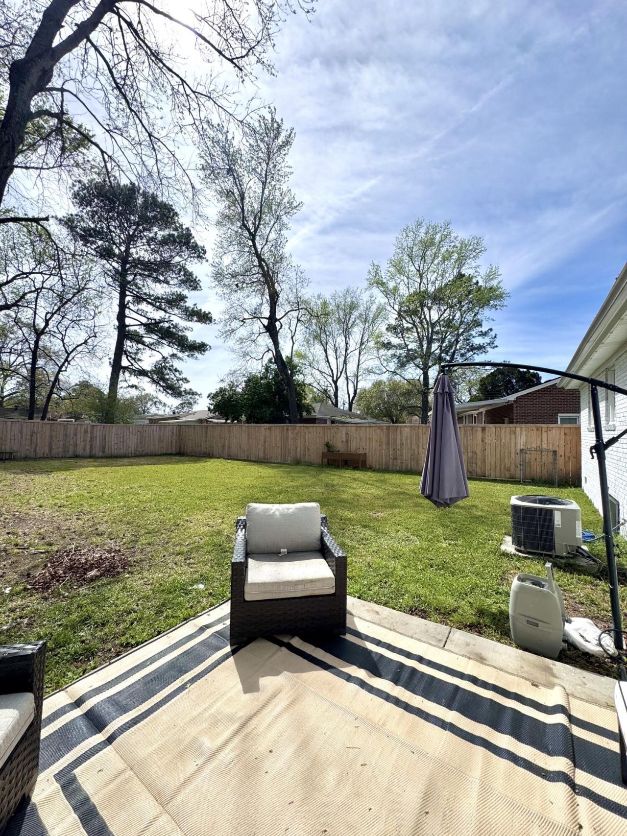 115 Camelot Drive Photo 4