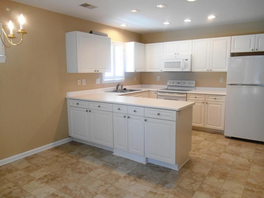 4841 Habersham Lane Photo 6