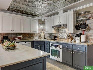 104 S Chicago Street, Weeping Water, NE 68463