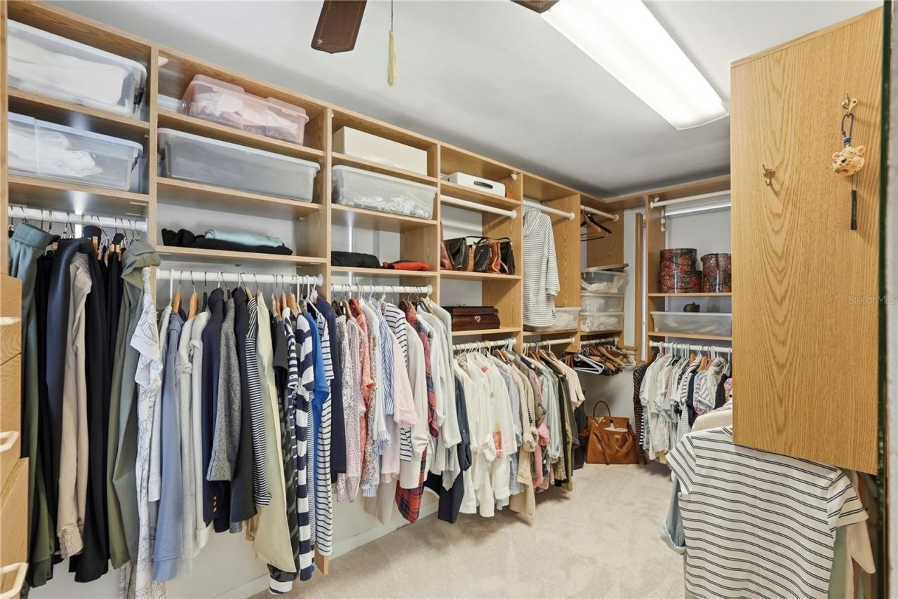 100 72nd Street S, Saint Petersburg, FL 33707 Photo