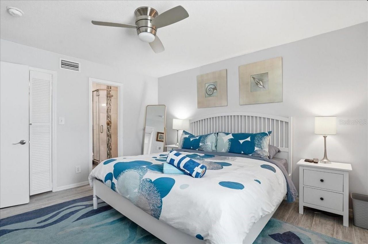 205 Pompano Drive Se, Unit B, Saint Petersburg, FL 33705 Photo