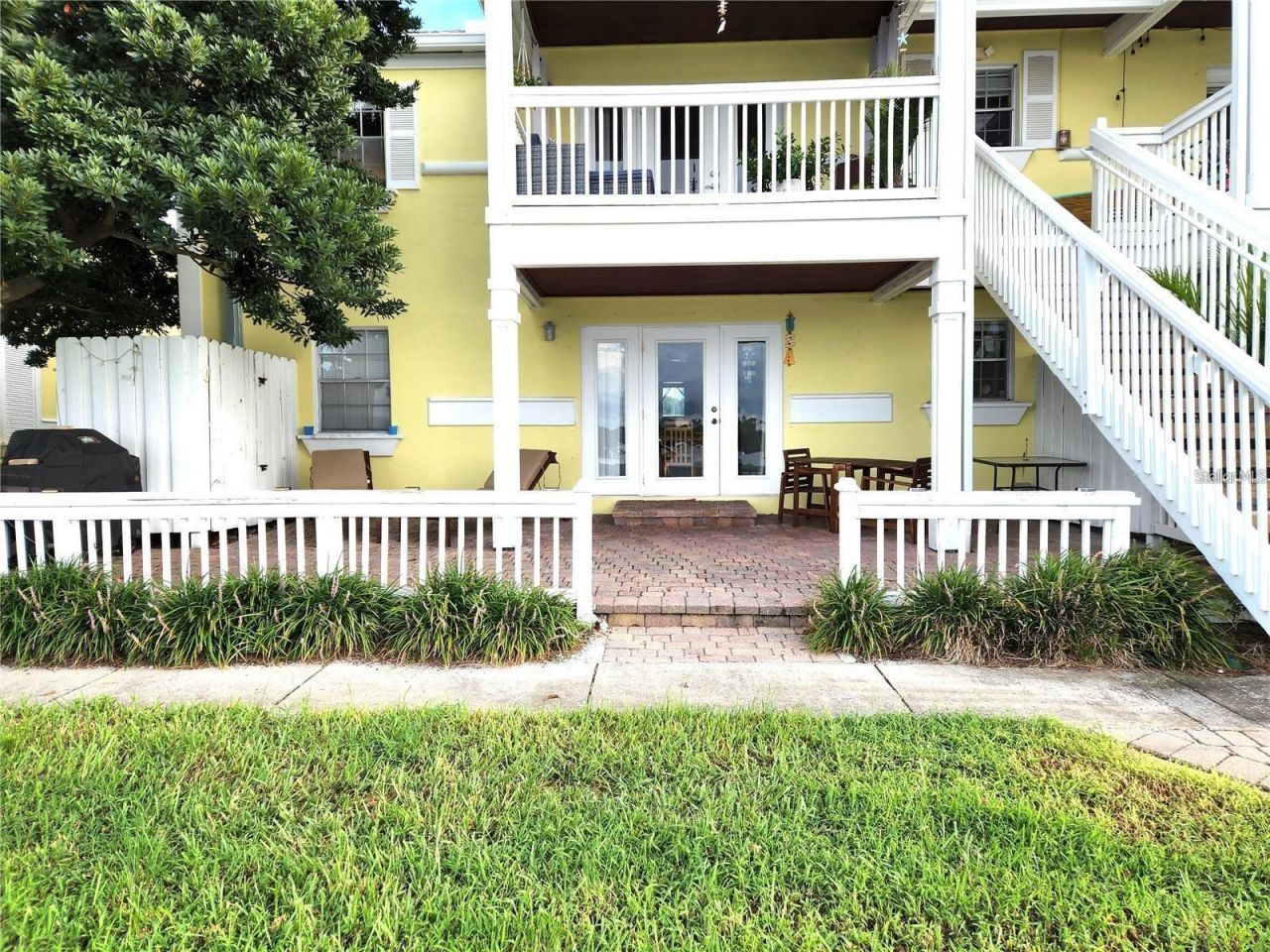 205 Pompano Drive Se, Unit B, Saint Petersburg, FL 33705 Photo