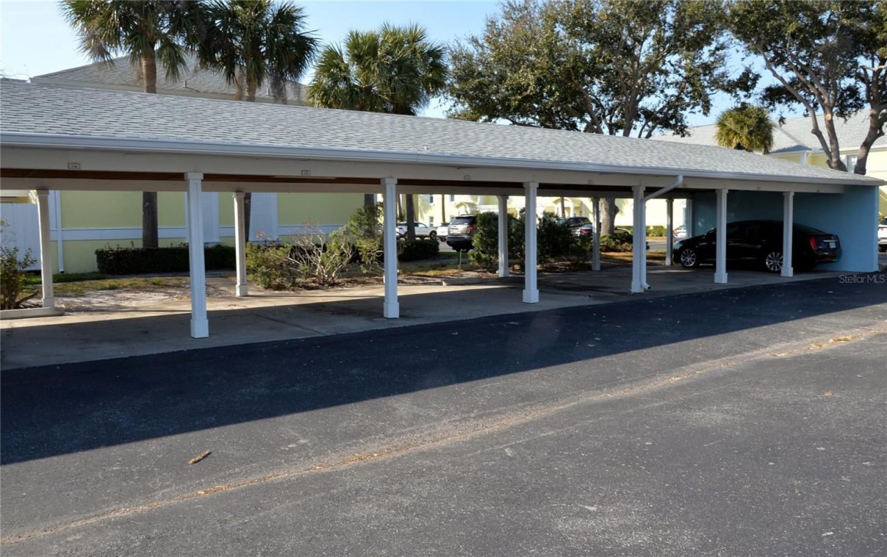 205 Pompano Drive Se, Unit B, Saint Petersburg, FL 33705 Photo