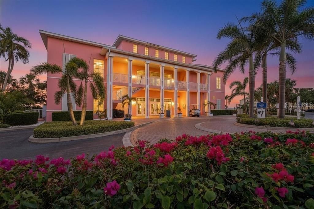 205 Pompano Drive Se, Unit B, Saint Petersburg, FL 33705 Photo