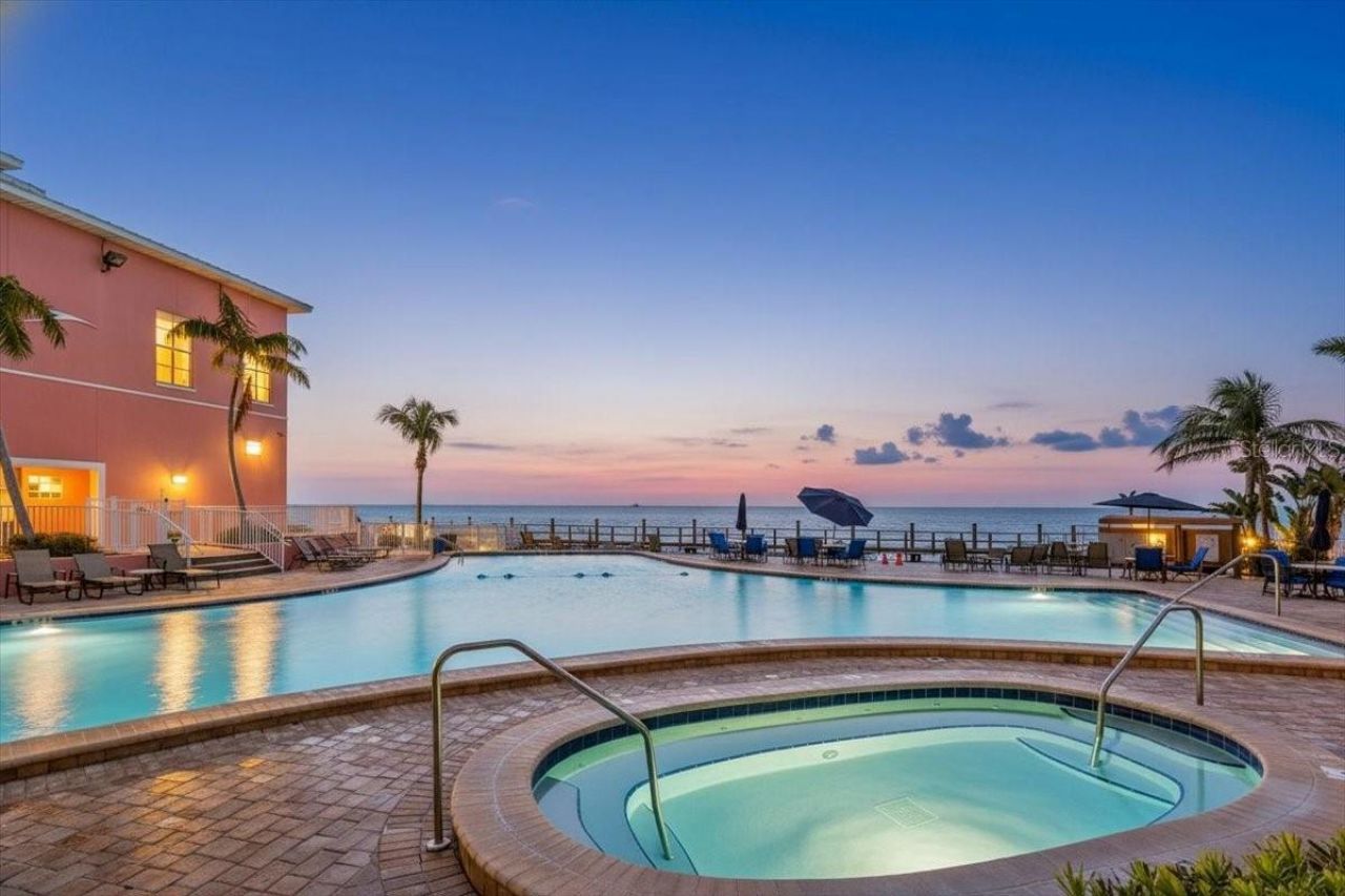 205 Pompano Drive Se, Unit B, Saint Petersburg, FL 33705 Photo