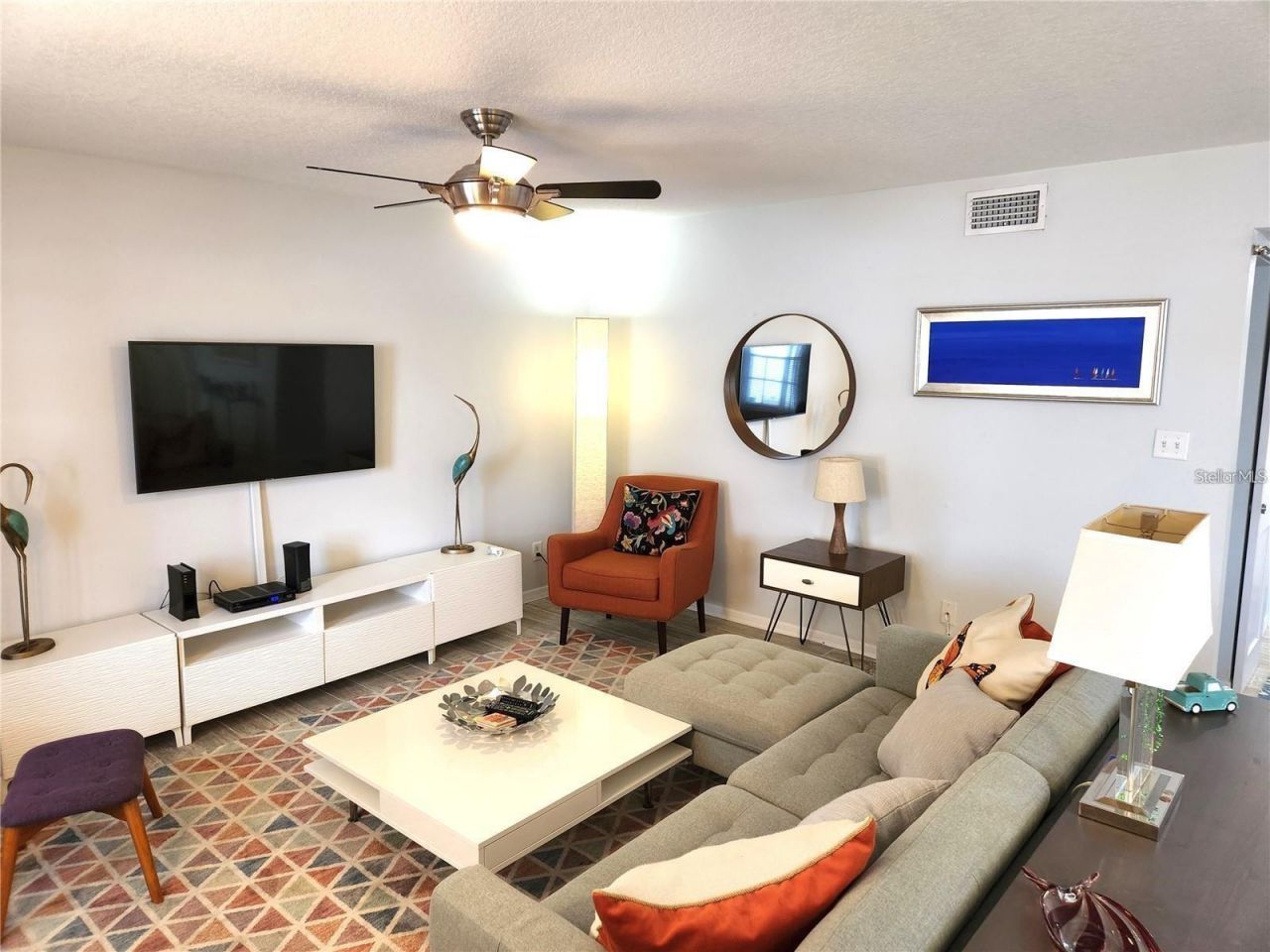 205 Pompano Drive Se, Unit B, Saint Petersburg, FL 33705 Photo