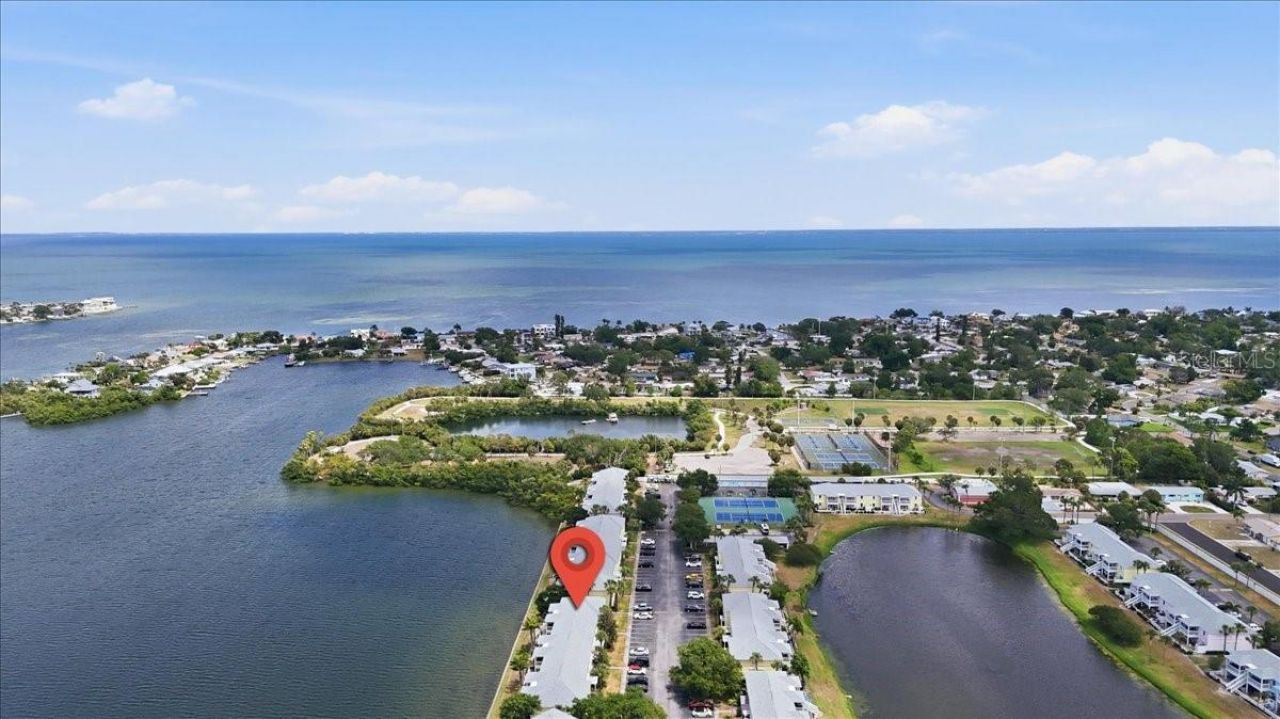 205 Pompano Drive Se, Unit B, Saint Petersburg, FL 33705 Photo