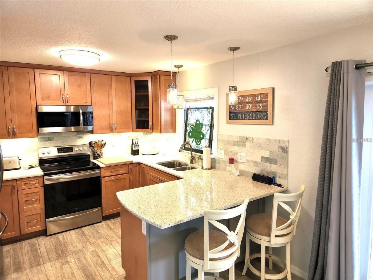 205 Pompano Drive Se, Unit B, Saint Petersburg, FL 33705 Photo