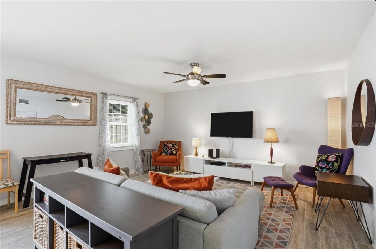 205 Pompano Drive Se, Unit B, Saint Petersburg, FL 33705 Photo