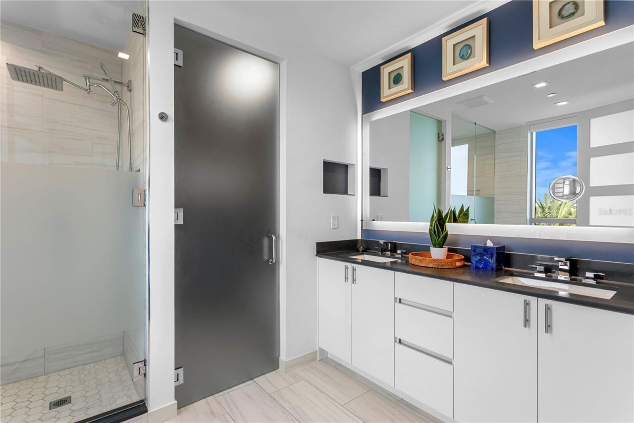 5142 Marina Way, Tampa, FL 33611 Photo