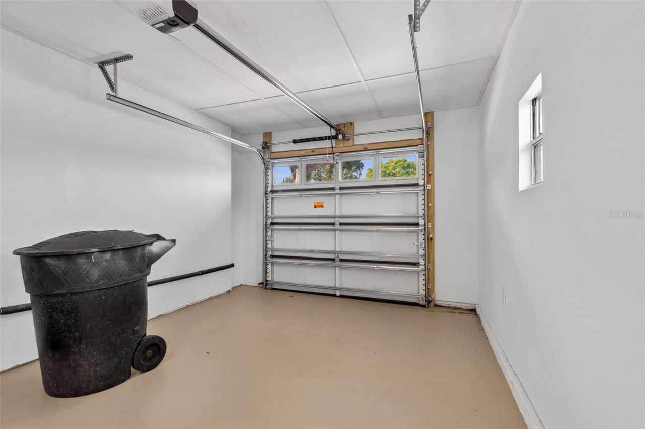 7691 14th Street N, Saint Petersburg, FL 33702 Photo