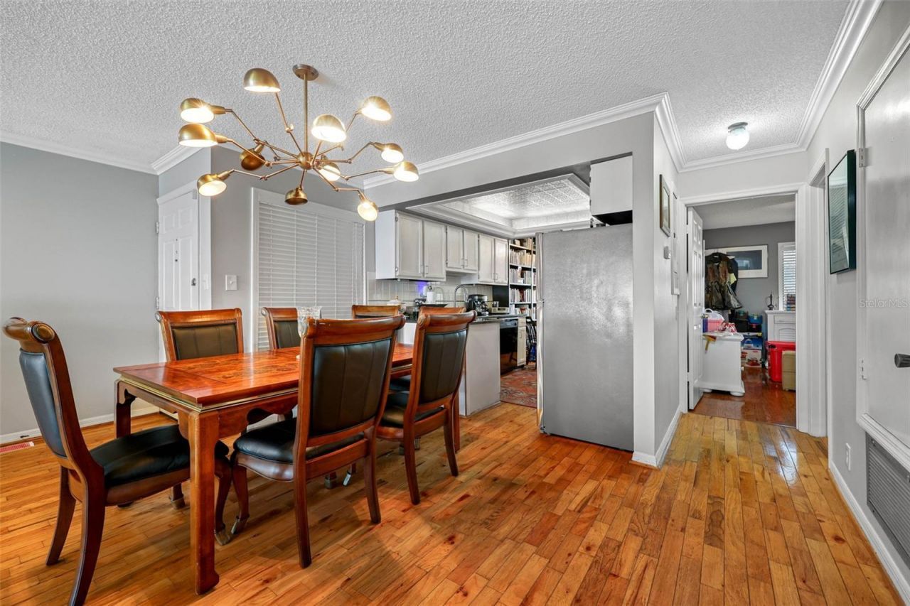 7300 Sunshine Skyway Lane S, Unit 210, Saint Petersburg, FL 33711 Photo