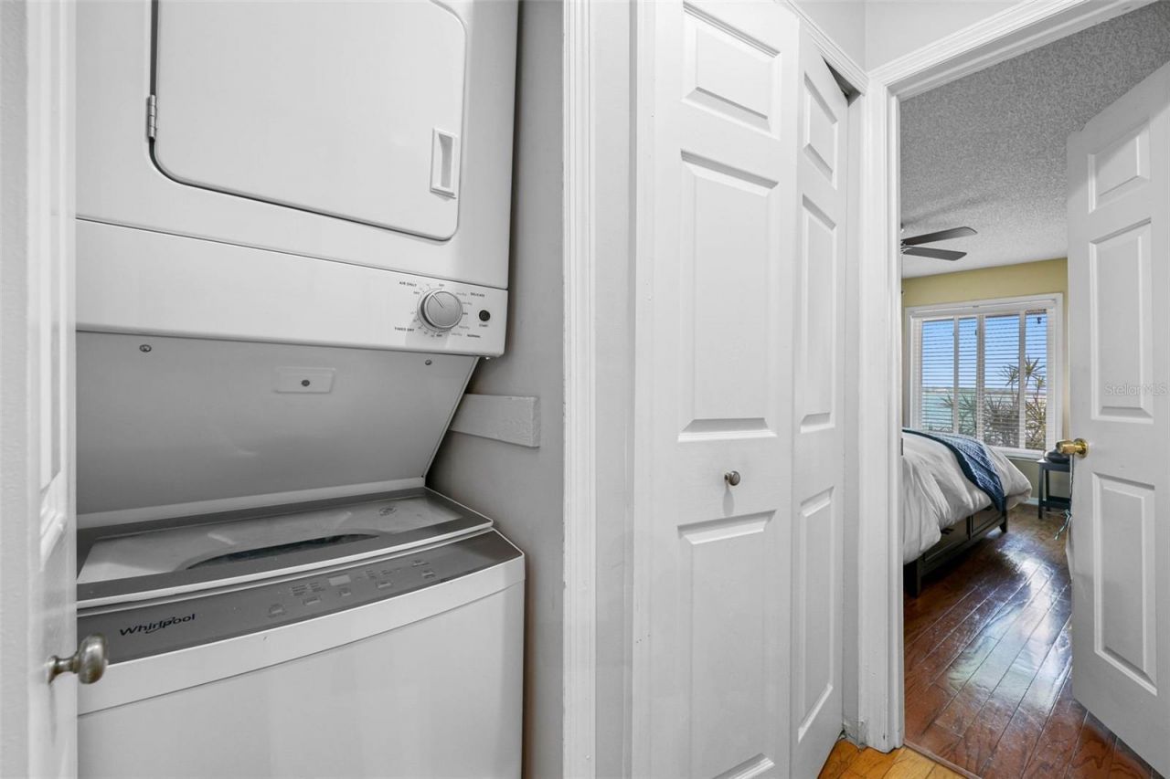 7300 Sunshine Skyway Lane S, Unit 210, Saint Petersburg, FL 33711 Photo