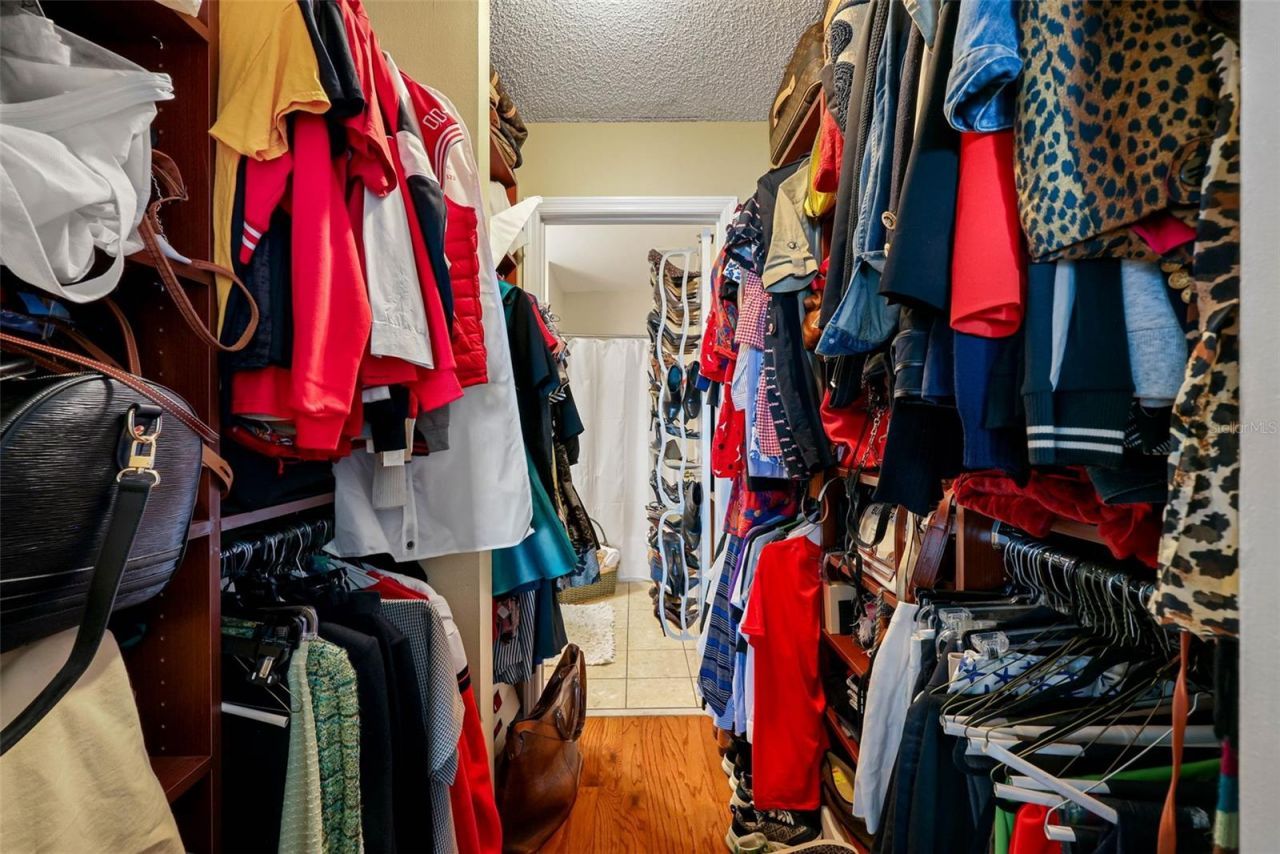 7300 Sunshine Skyway Lane S, Unit 210, Saint Petersburg, FL 33711 Photo