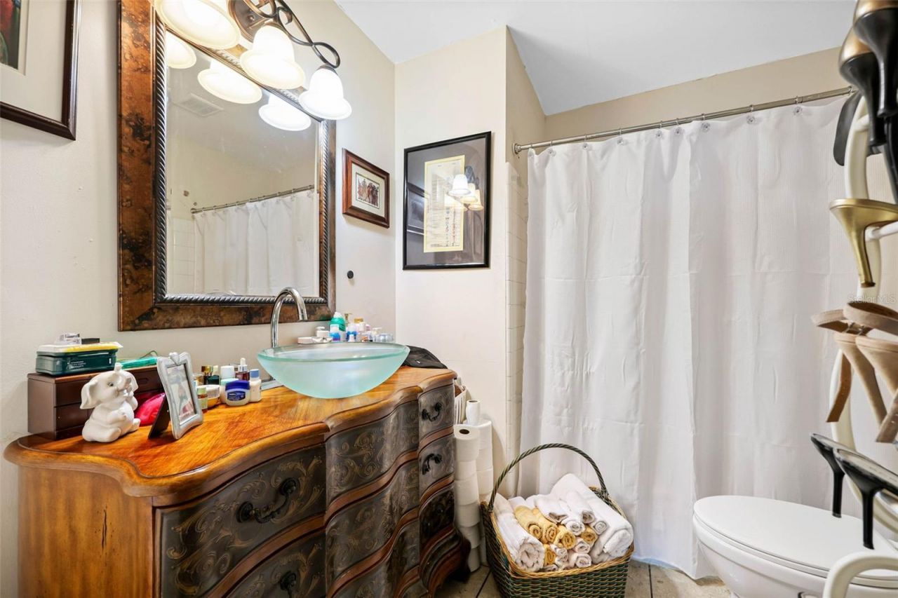 7300 Sunshine Skyway Lane S, Unit 210, Saint Petersburg, FL 33711 Photo