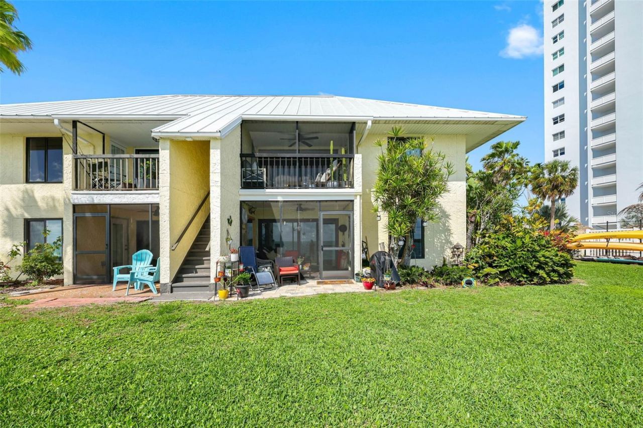 7300 Sunshine Skyway Lane S, Unit 210, Saint Petersburg, FL 33711 Photo