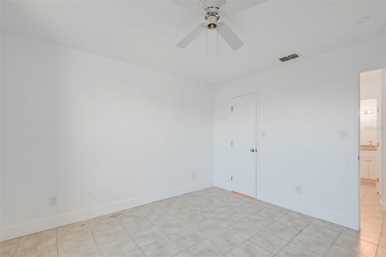 1400 Gandy Boulevard N, Unit 412, Saint Petersburg, FL 33702 Photo