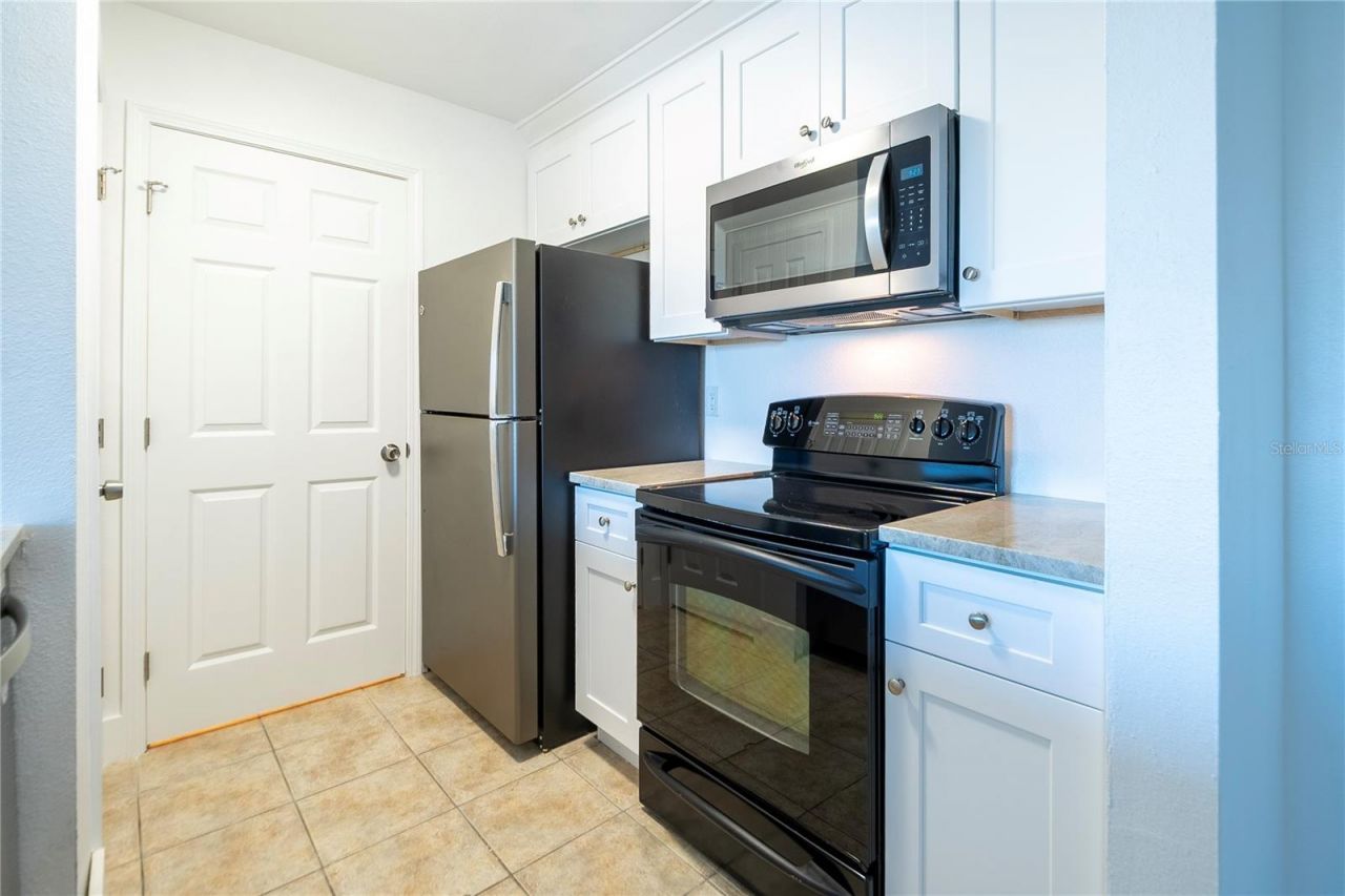 1400 Gandy Boulevard N, Unit 412, Saint Petersburg, FL 33702 Photo