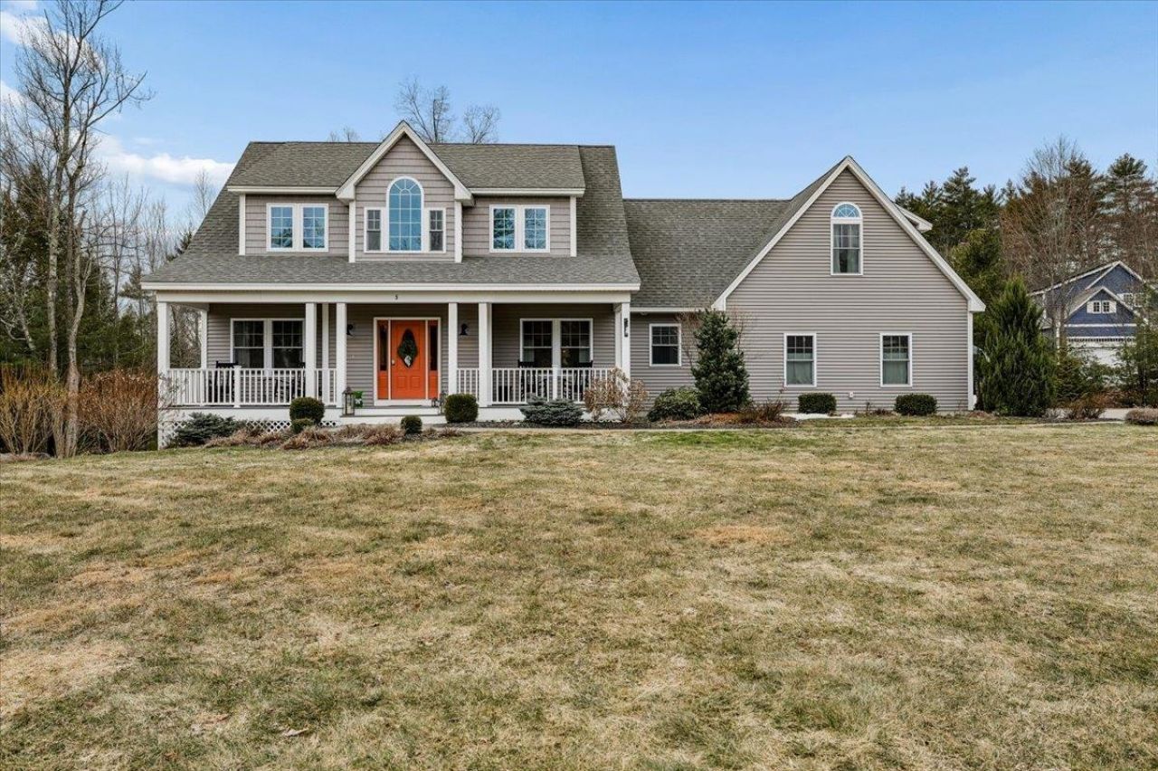 5 Whiting Farm Drive, Amherst, NH 03031 Main Photo