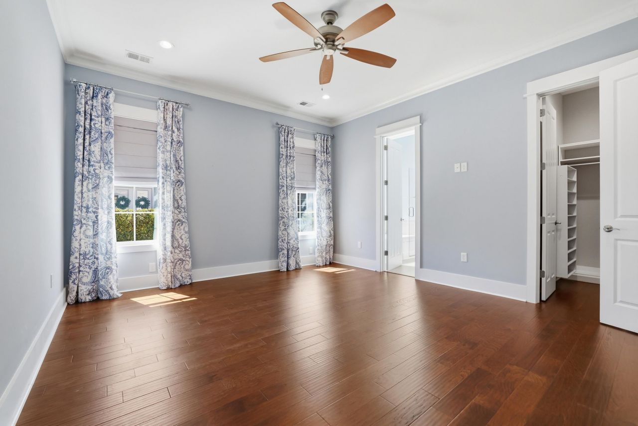 202 Spreading Oak Dr. Photo 28