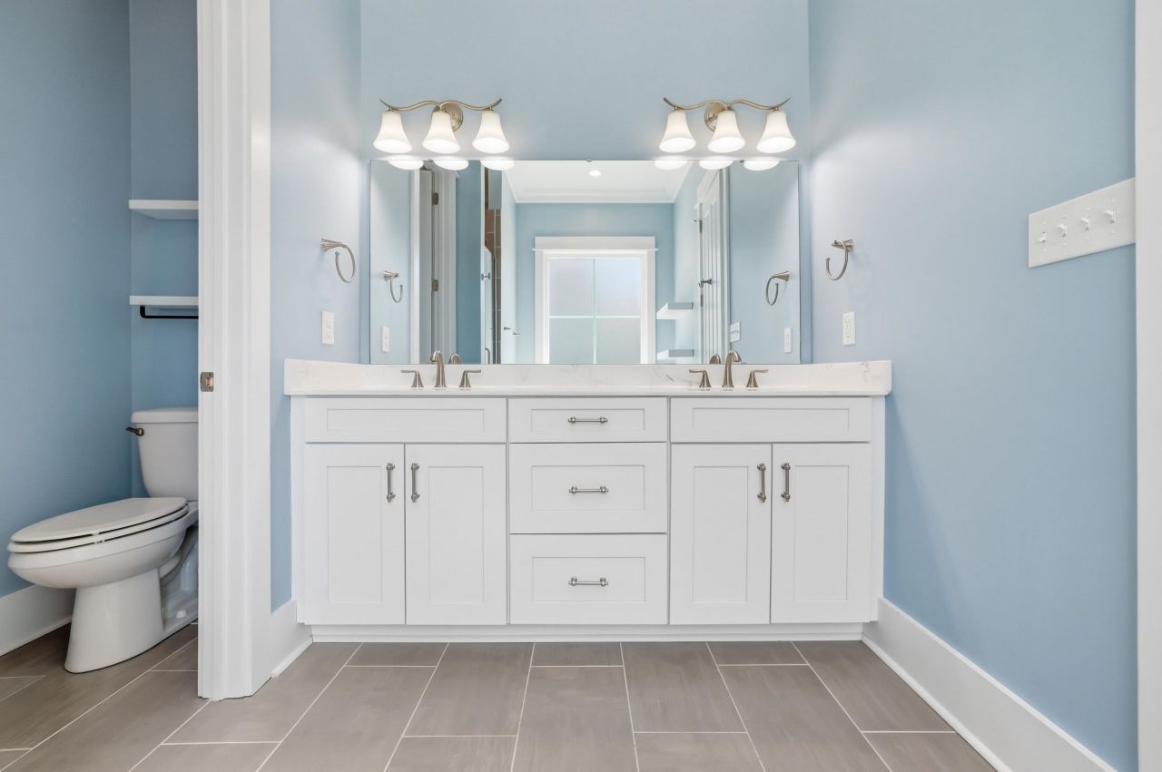 202 Spreading Oak Dr. Photo 32