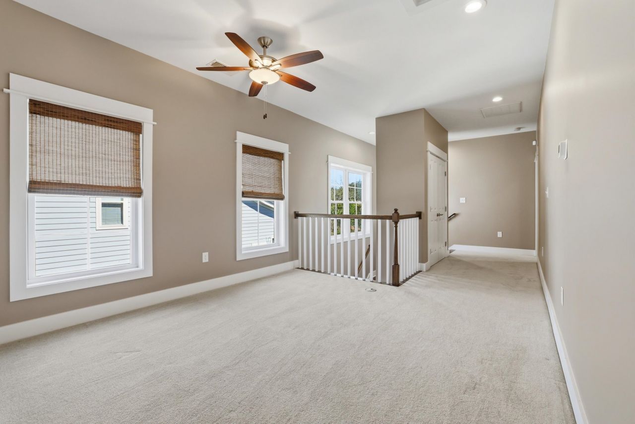 202 Spreading Oak Dr. Photo 35