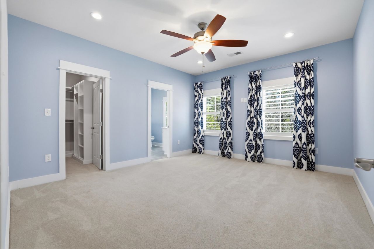 202 Spreading Oak Dr. Photo 36