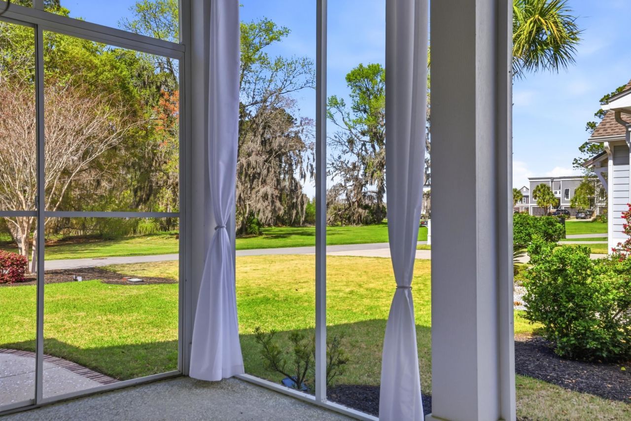 202 Spreading Oak Dr. Photo 51