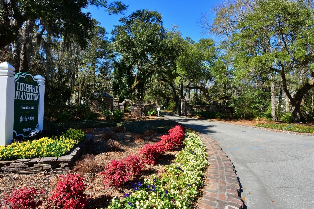 202 Spreading Oak Dr. Photo 77