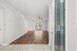 996 Silver Crest Dr. photo 4