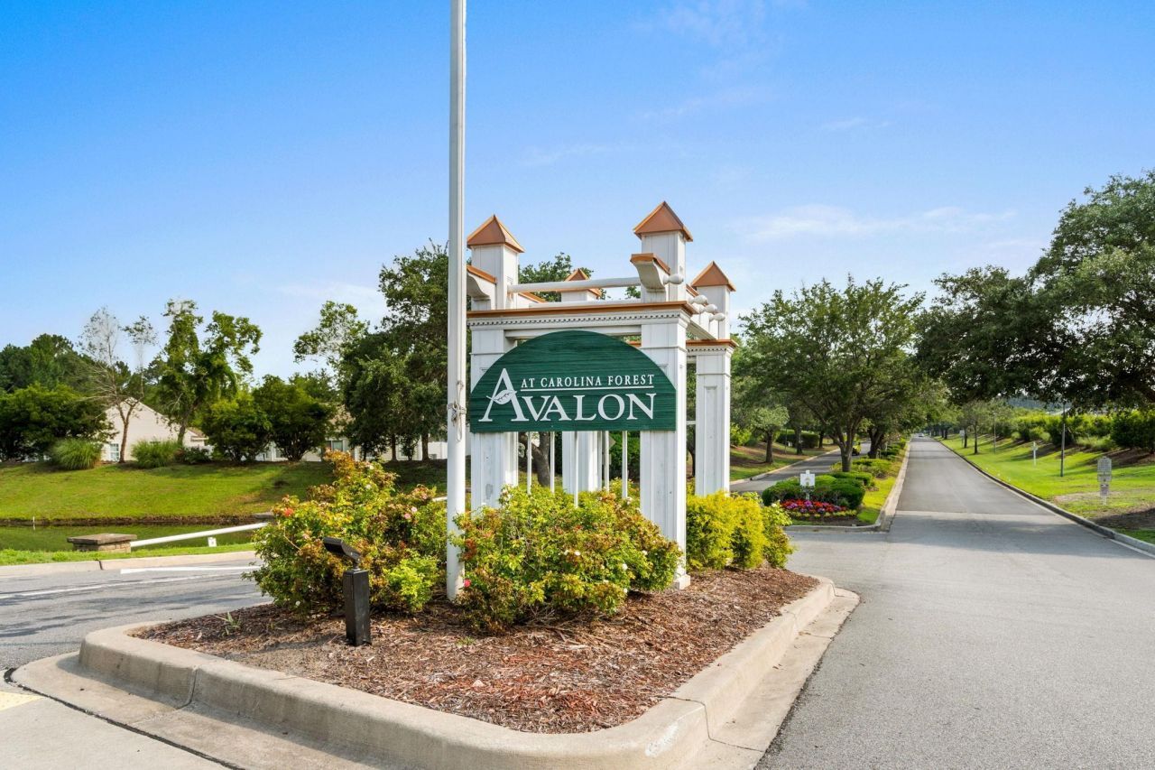 996 Silver Crest Dr. Photo 52