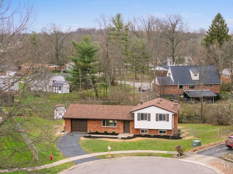 718 E Levitt Place, Union Twp, OH 45245 Photo 2