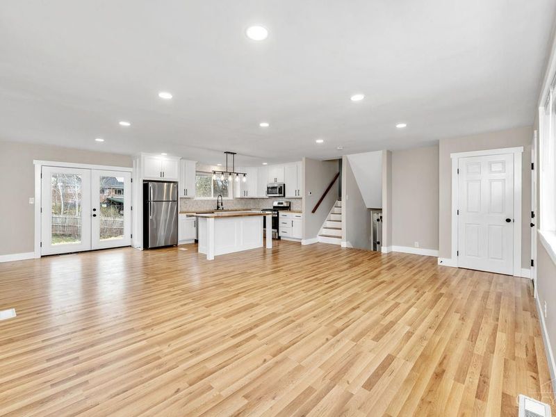 718 E Levitt Place, Union Twp, OH 45245 Photo 4