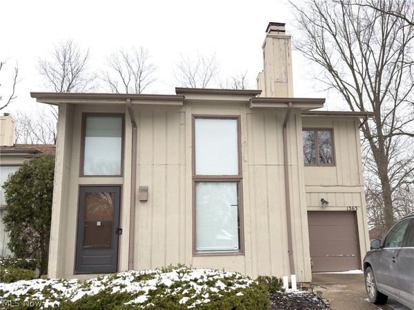 1363 Belvoir Mews , South Euclid, OH 44121