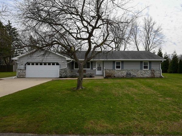 4411 WILLOW Drive, Kokomo, IN 46901
