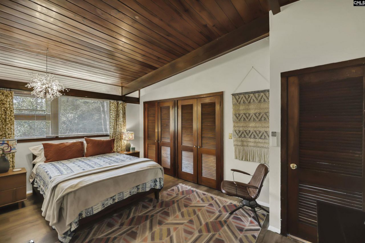 7331 Creekwood Drive  Photo 16