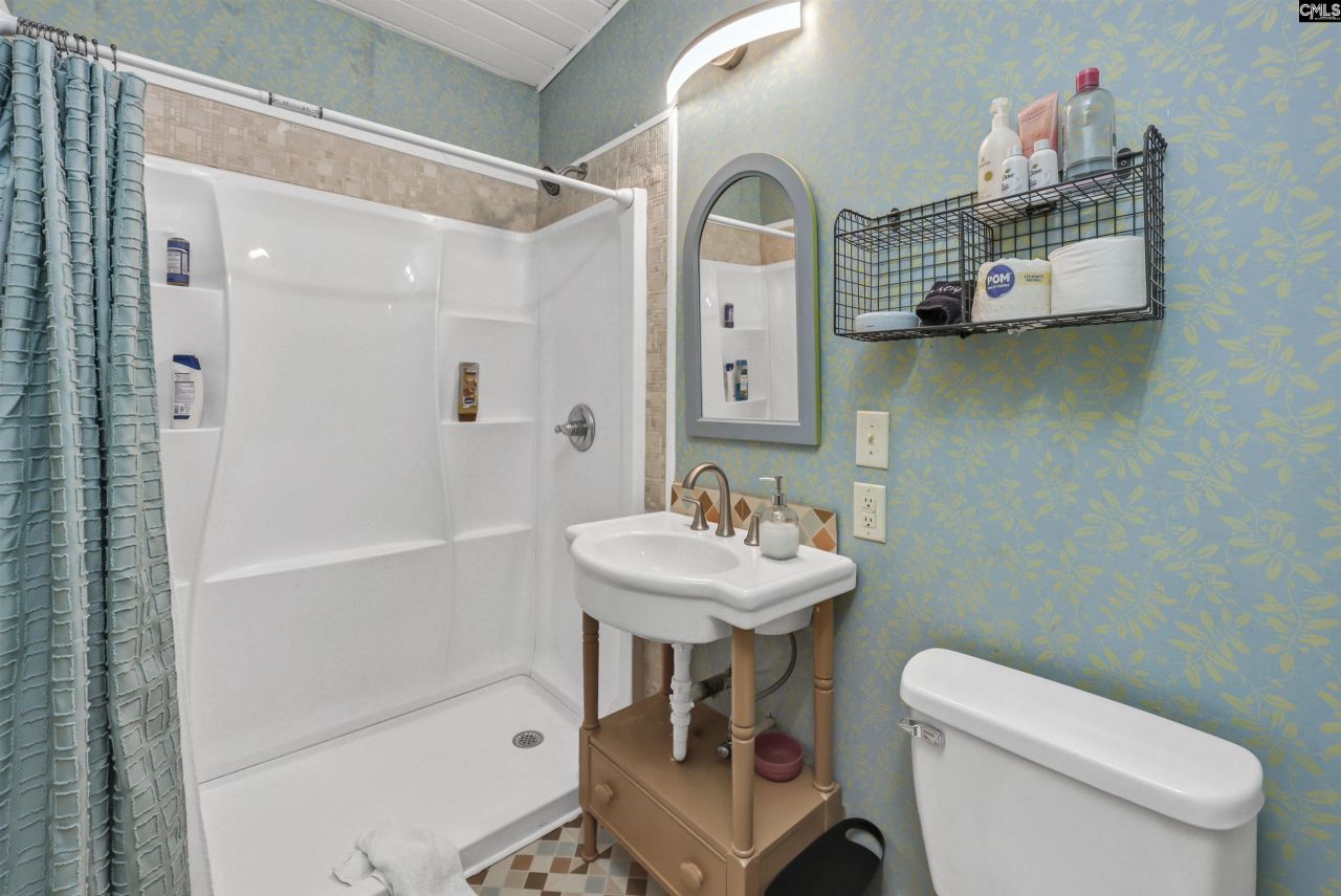 7331 Creekwood Drive  Photo 19