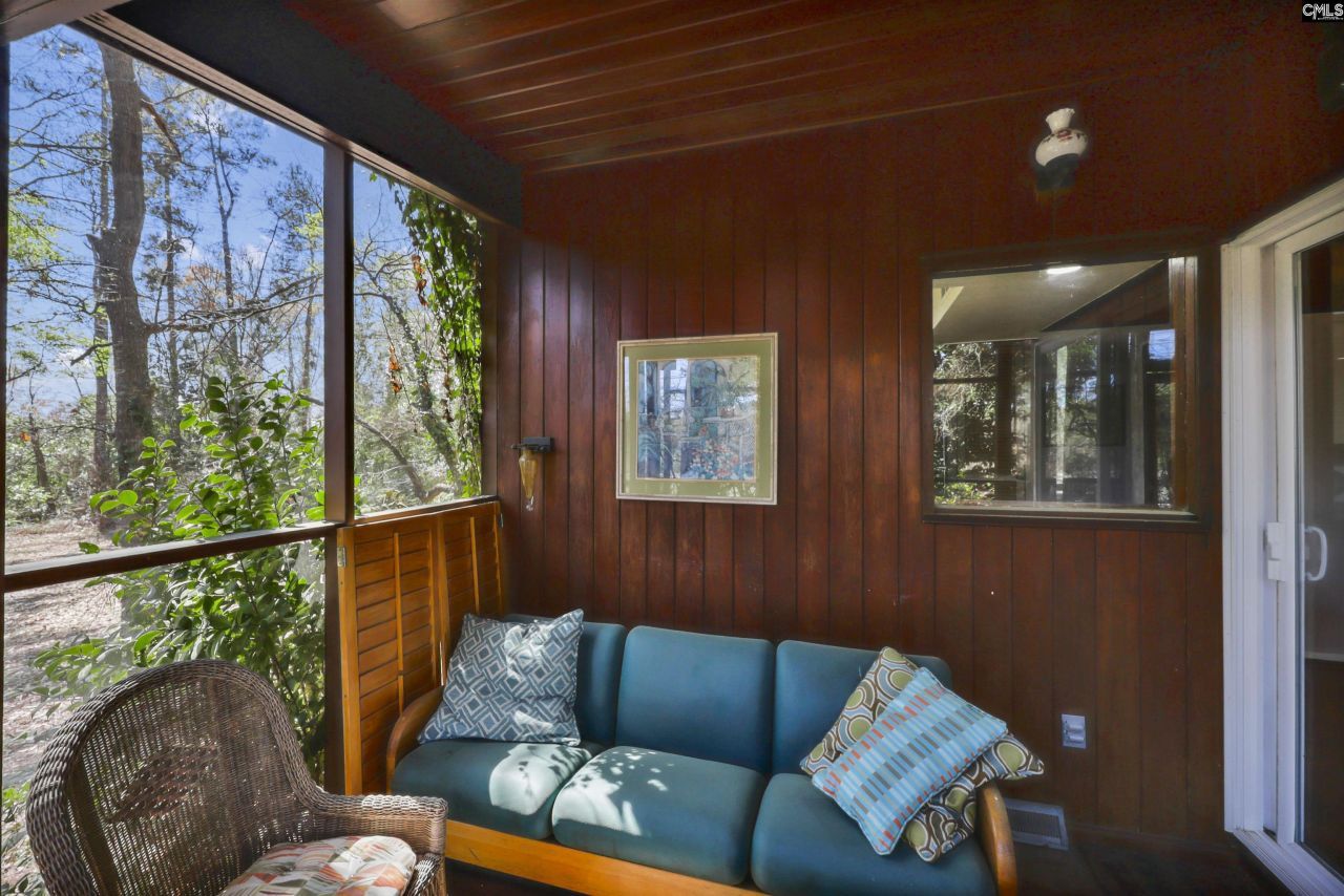 7331 Creekwood Drive  Photo 24