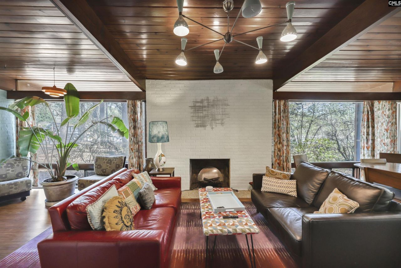 7331 Creekwood Drive  Photo 4