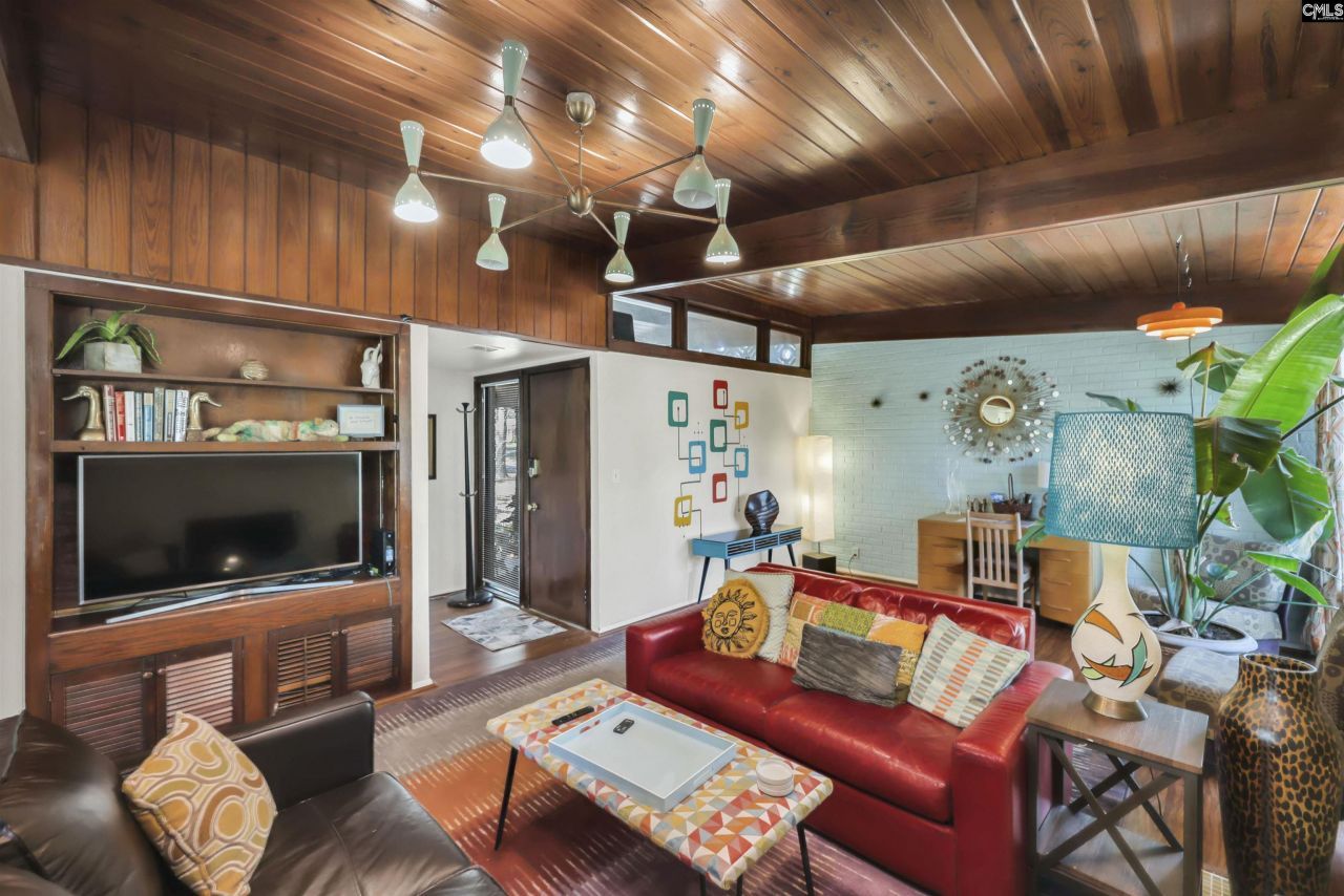 7331 Creekwood Drive  Photo 6