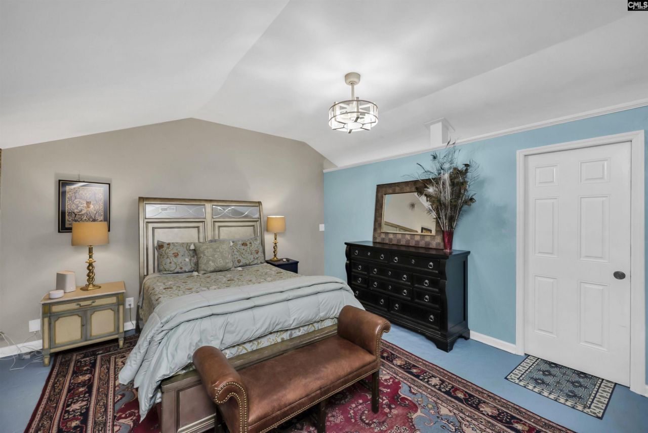 2505 Park Street  Photo 10