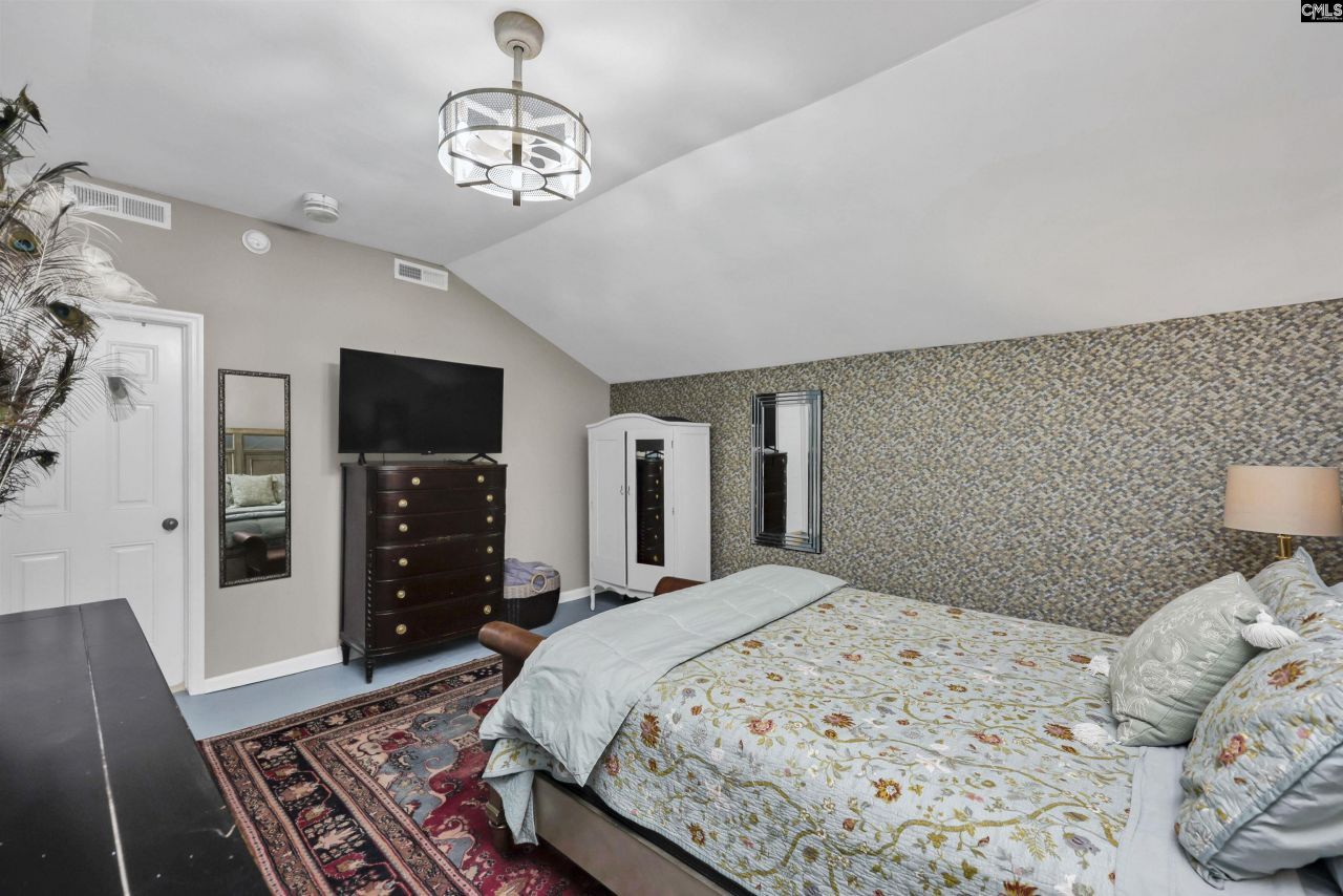 2505 Park Street  Photo 11