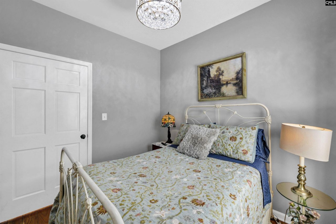 2505 Park Street  Photo 15