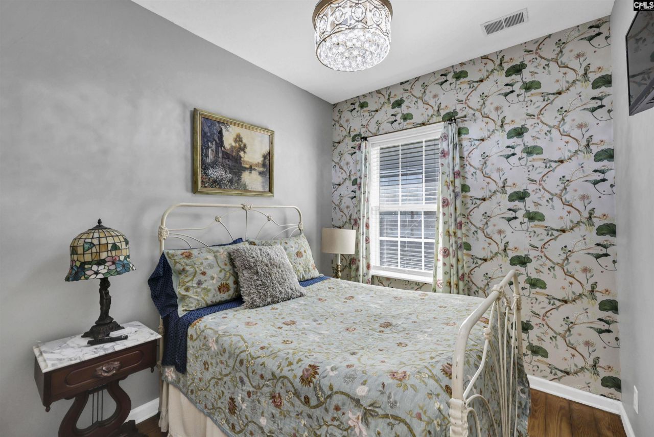 2505 Park Street  Photo 16