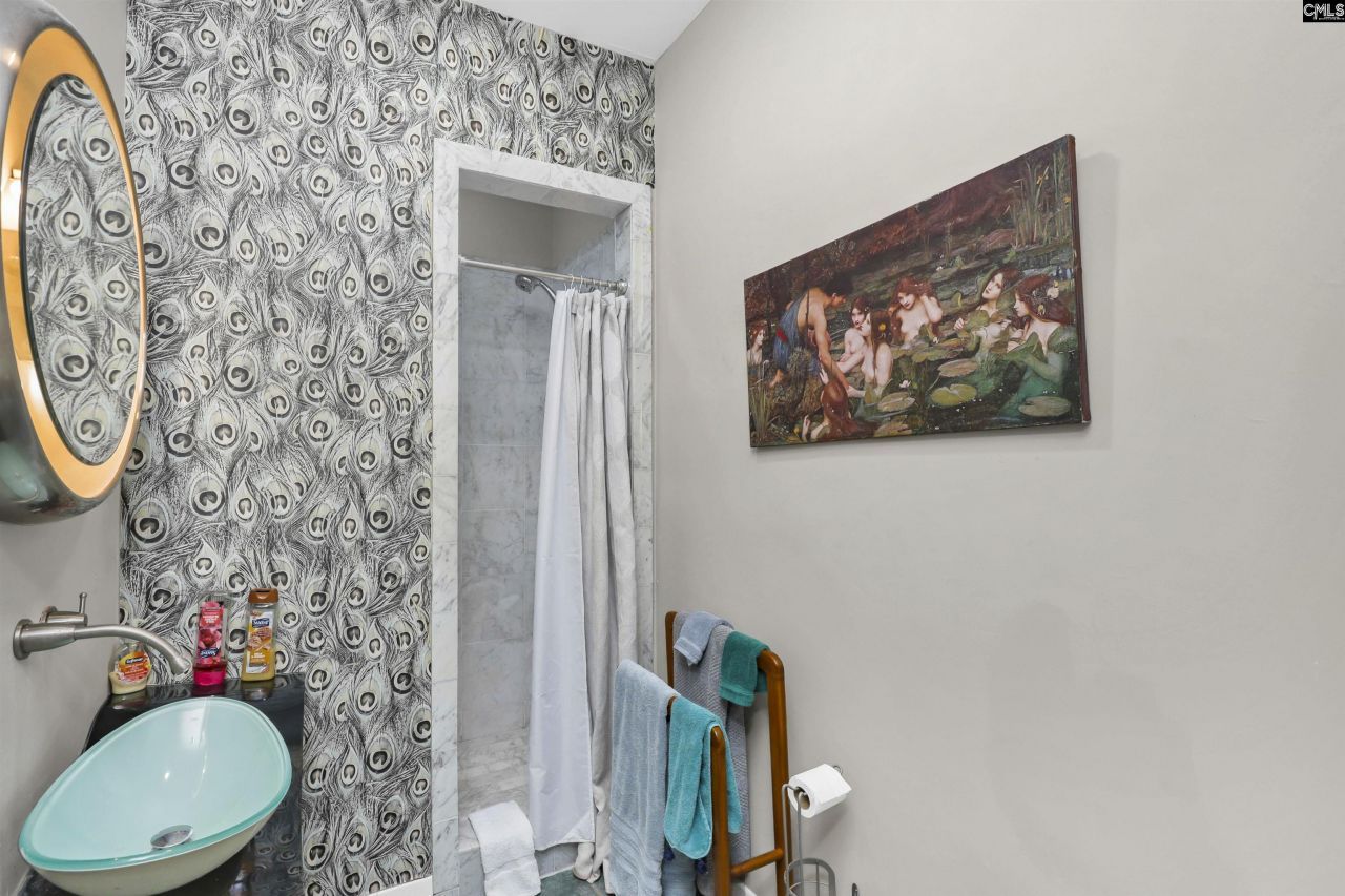 2505 Park Street  Photo 17