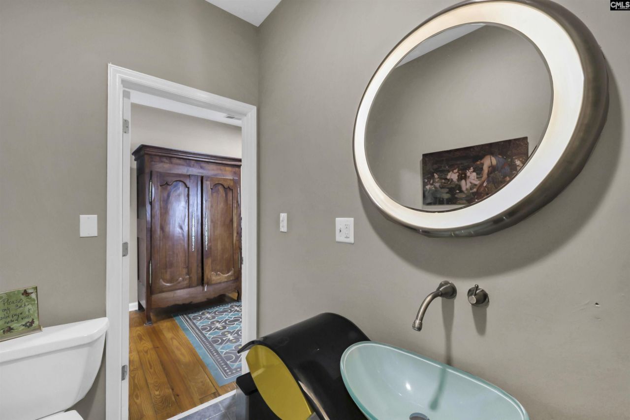 2505 Park Street  Photo 18