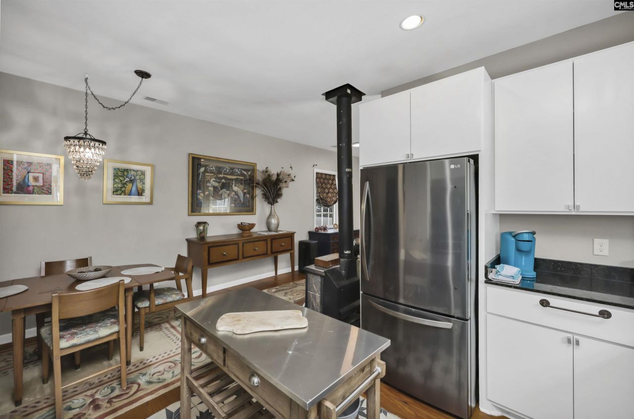 2505 Park Street  Photo 6