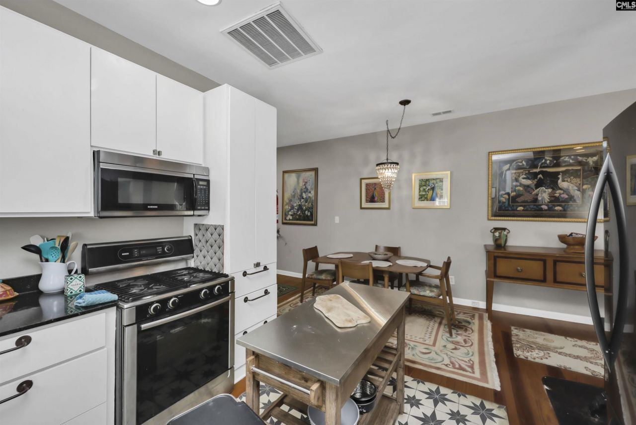 2505 Park Street  Photo 8