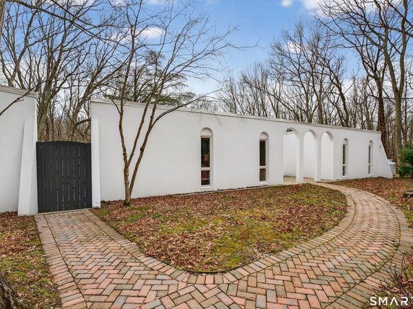 230 Six Rod, Hamden, CT 06518